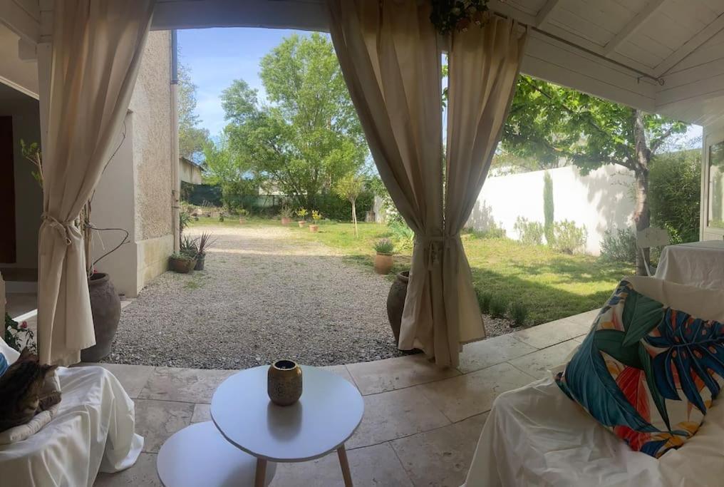 Maison Avec Jardin Et 3 Petits Chats , Proche Du Chateau Lacoste Le Puy-Sainte-Réparade エクステリア 写真